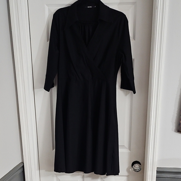 Black Sheath Dress with Notched Collar and 3/4 Sleeves - Picture 2 of 7